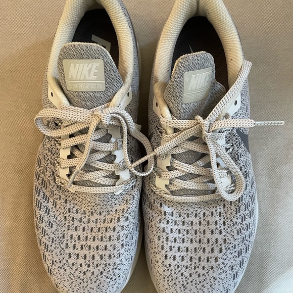 Nike Women’s Air Zoom Pegasus - Picture 2 of 11